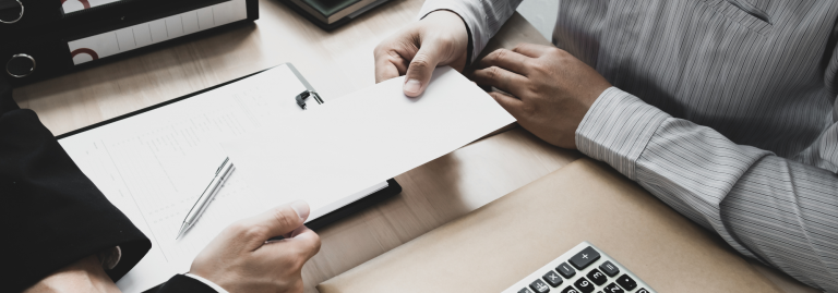 הודעה מוקדמת לפיטורים ולהתפטרות