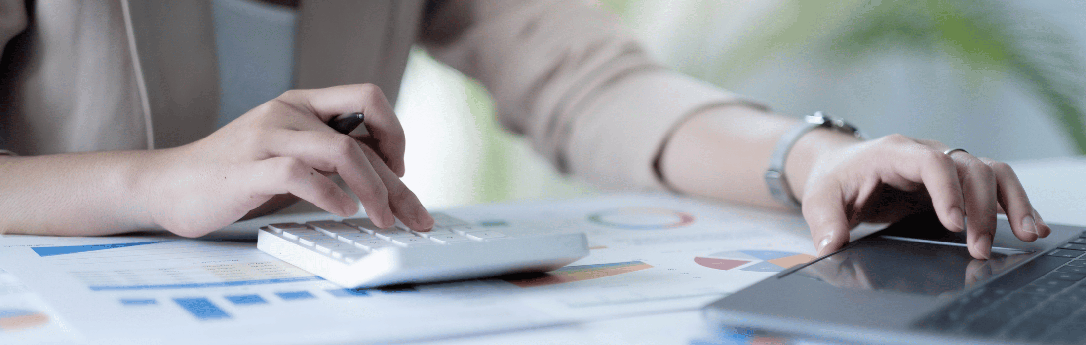 עלויות העסקה השונות – שכיר, עצמאי, פרילנסר – איזו דרך משתלמת יותר למעסיק